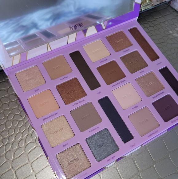 Tarte Amazonian Clay High-Performance Naturals Eyeshadow Palette - Picture 6 of 8